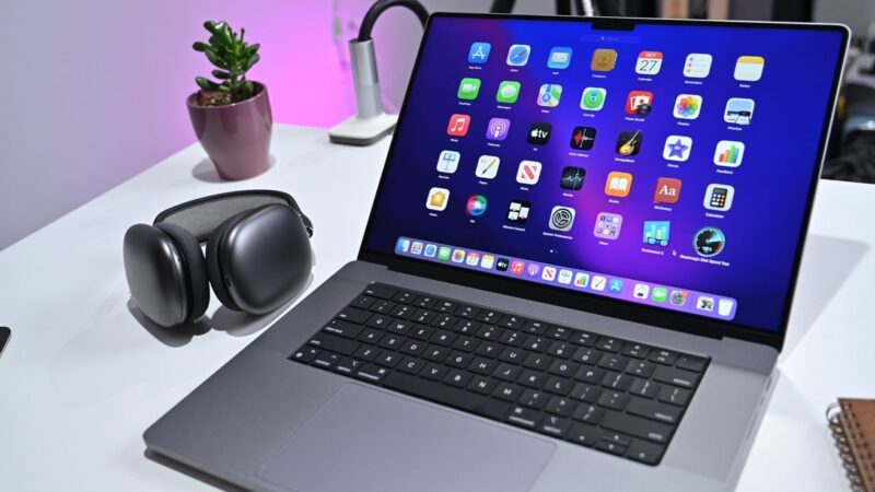 Работа на удаленке с MacBook Pro: полезный гайд и топ приложений для высокой эффективности