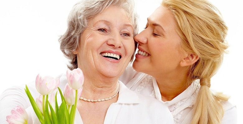 Що подарувати свекрусі на день народження чи інше свято?