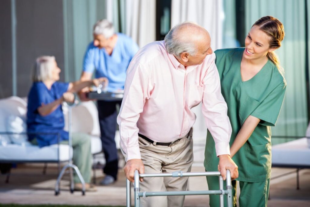 Значение реабилитационных товаров в повседневной жизни пожилых и инвалидов