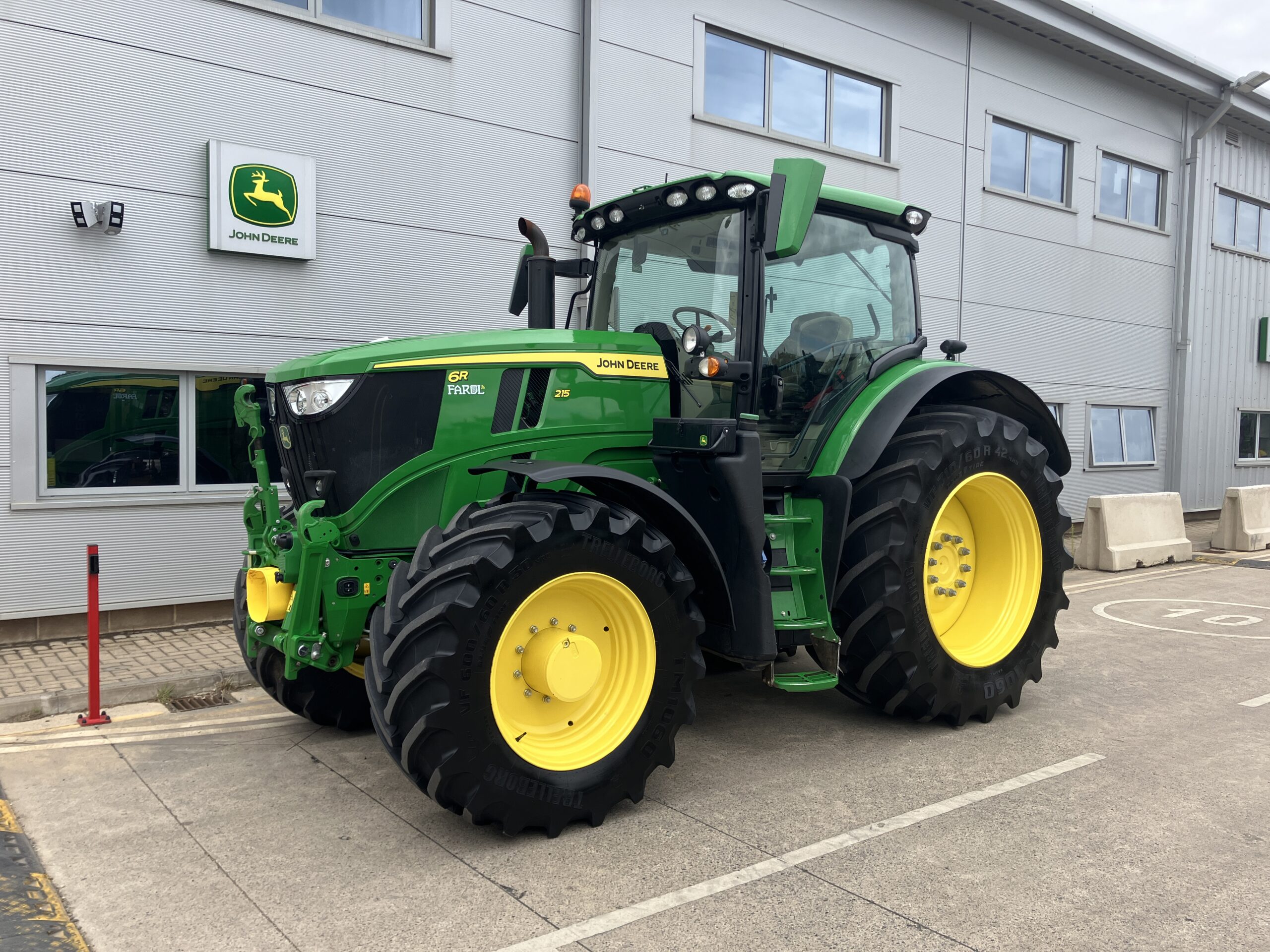 Яку роль грають надійні запчастини для техніки John Deere в ремонті та обслуговуванні