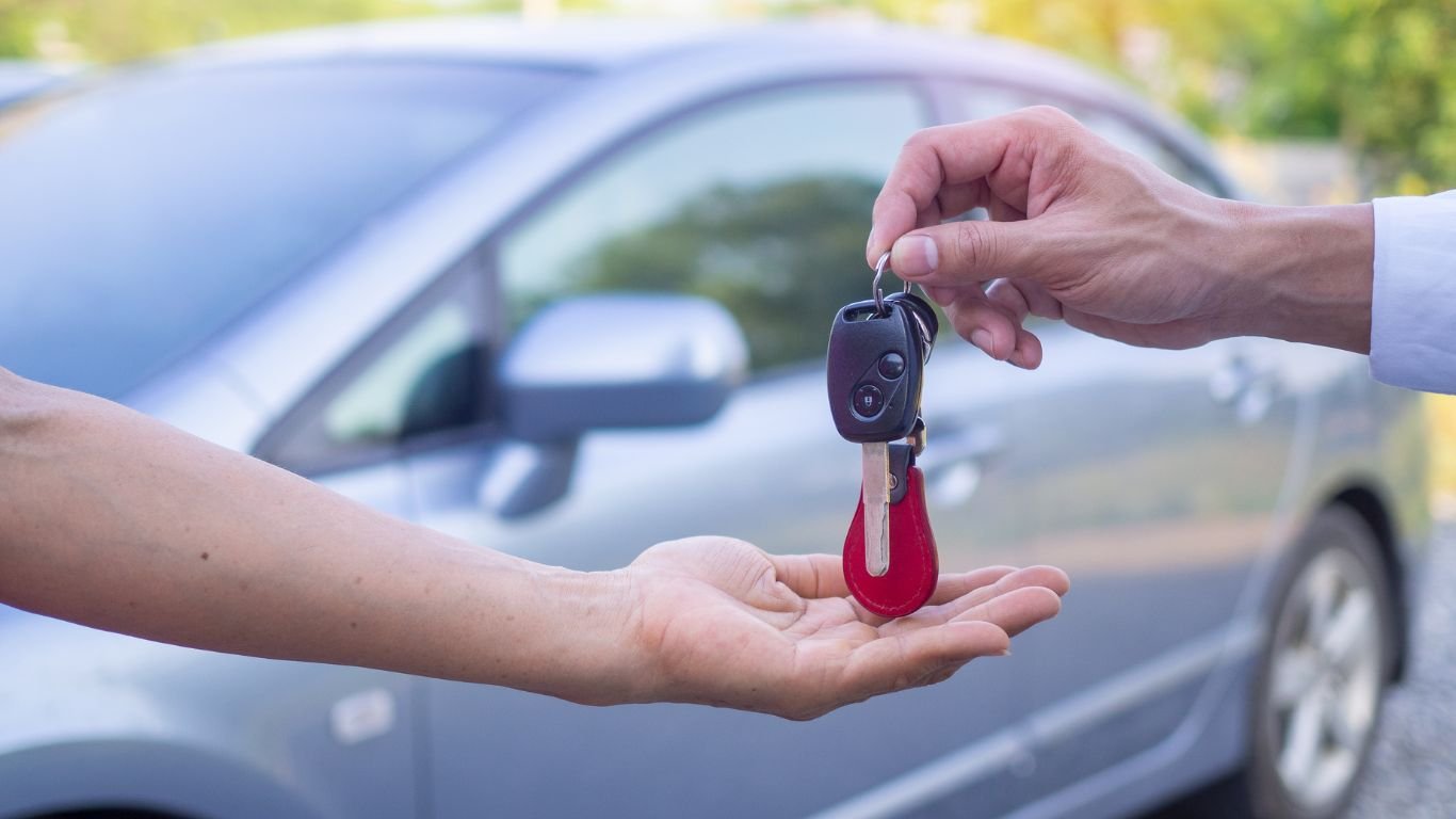 Купівля авто: важливість перевірки по державному номеру або VIN коду