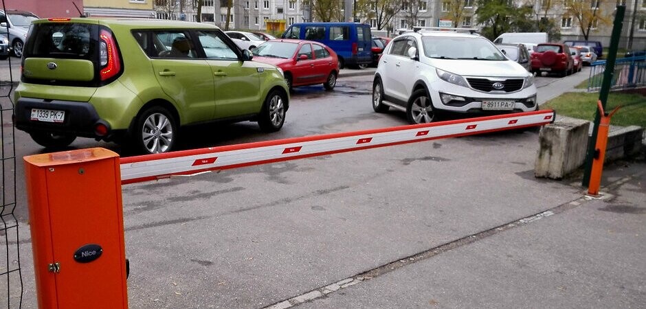 Які переваги пропонує система керування доступом до ЖК, ОСББ та бізнесу